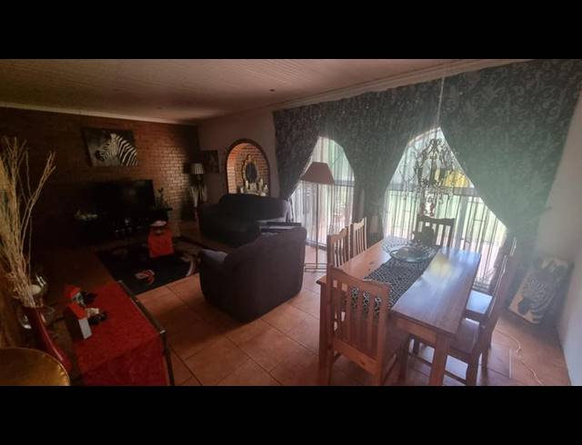 FARM FOR SALE IN MNANDI